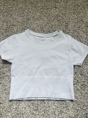 Women's White Short Sleeve Ribbed Crop Top